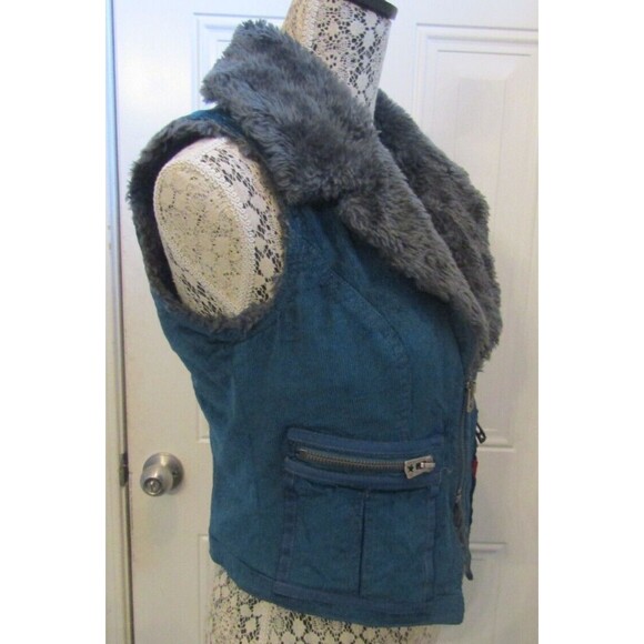 Levi’s Vest Sample Garment Blue Corduory Faux Fur Lined Womens Size M - Picture 6 of 11